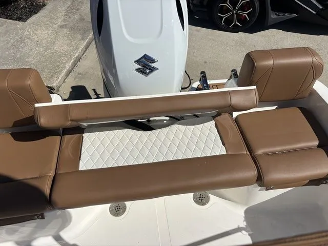 Slide: The Image of Pioneer 180 Islander 2026 - 27