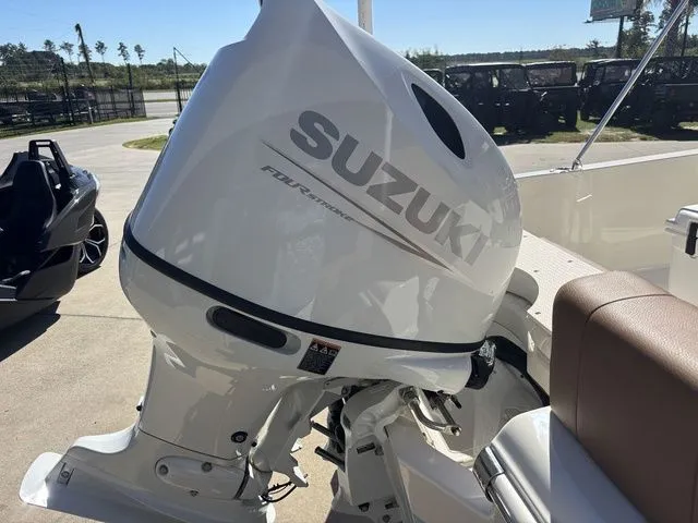 Slide: The Image of Pioneer 180 Islander 2026 - 28