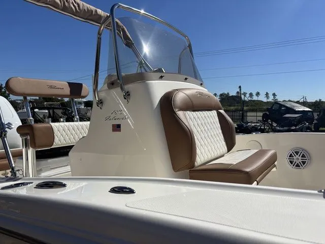 Slide: The Image of Pioneer 180 Islander 2026 - 8