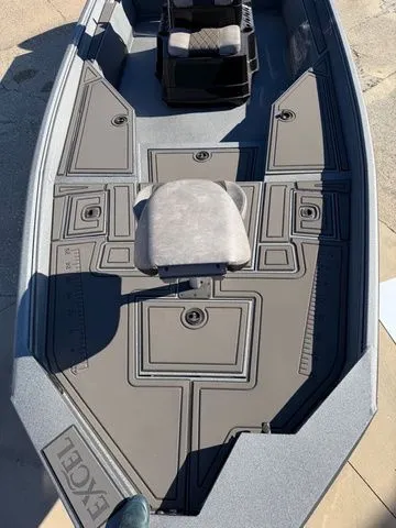 Slide: The Image of Excel 230 Bay Pro Elite 2026 - 7