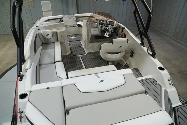 Slide: The Image of Starcraft SVX IO 211 2025 - 24