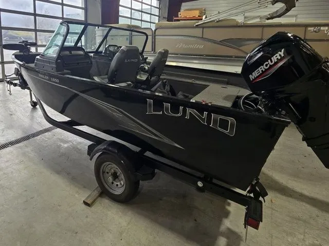 Slide: The Image of Lund 1650 Angler Sport 2022 - 2