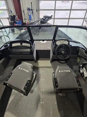 Slide: The Image of Lund 1650 Angler Sport 2022 - 5