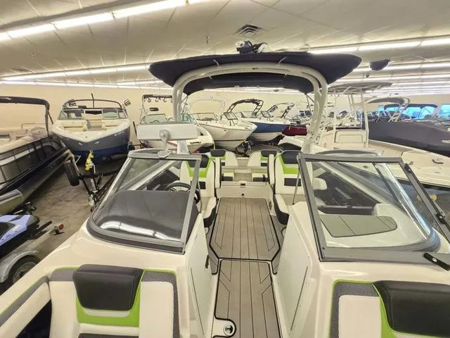 Slide: The Image of Yamaha 212XD 2021 - 12