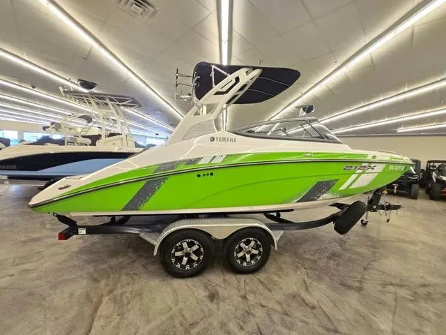 Slide: The Image of Yamaha 212XD 2021 - 4