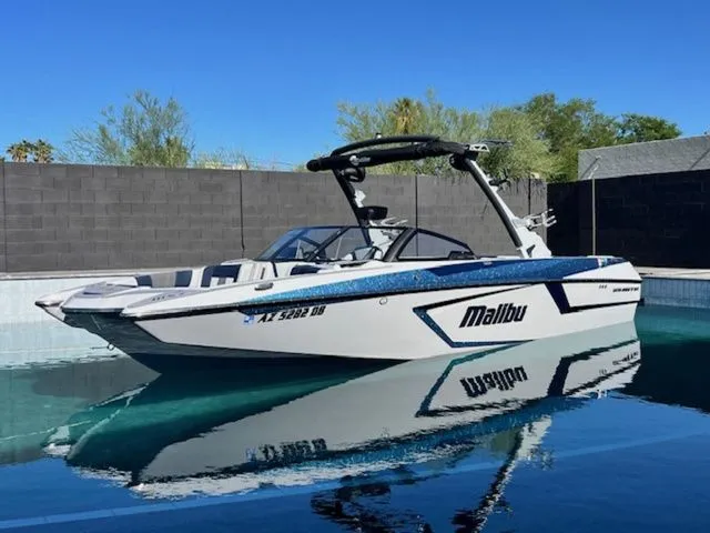 The Image of Malibu Wakesetter 24 MXZ 2022 - 1