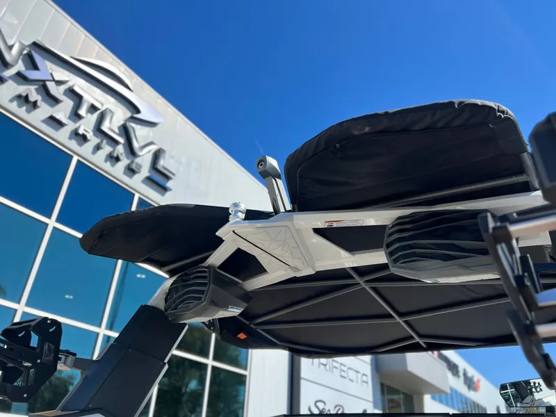 Slide: The Image of Nautique Super Air Nautique G25 Paragon 2026 - 10