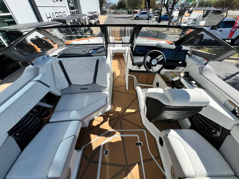Slide: The Image of Nautique Super Air Nautique G25 Paragon 2026 - 30
