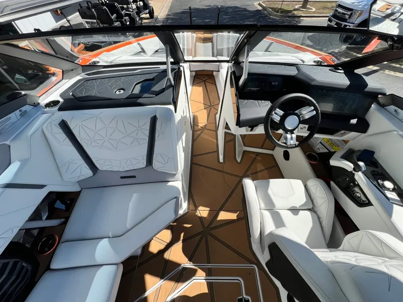 Slide: The Image of Nautique Super Air Nautique G25 Paragon 2026 - 31