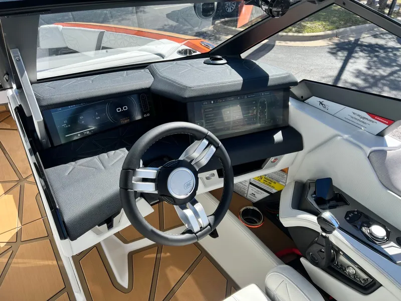 Slide: The Image of Nautique Super Air Nautique G25 Paragon 2026 - 33