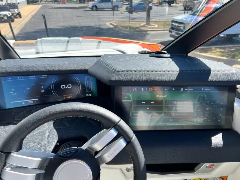 Slide: The Image of Nautique Super Air Nautique G25 Paragon 2026 - 40