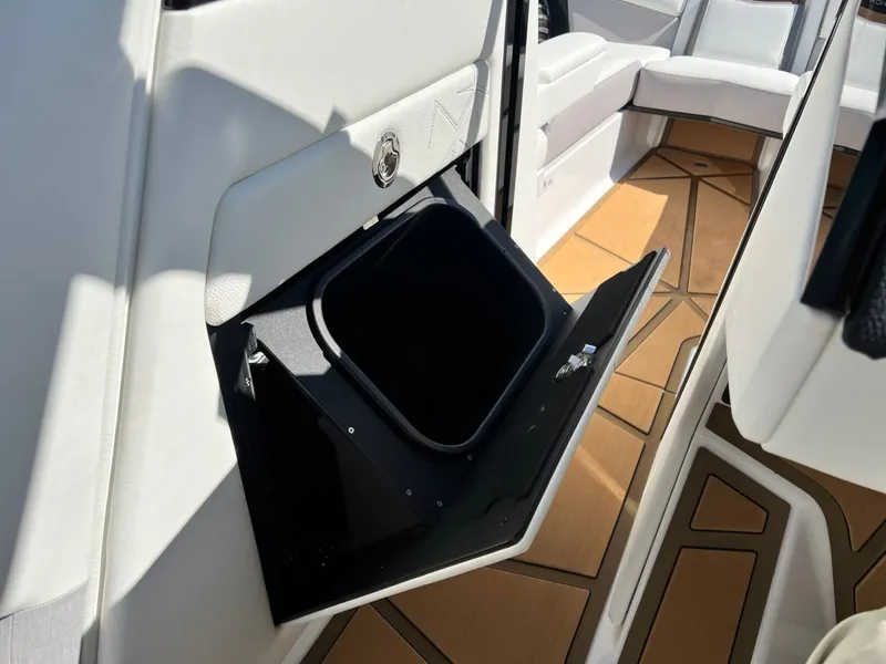 Slide: The Image of Nautique Super Air Nautique G25 Paragon 2026 - 59