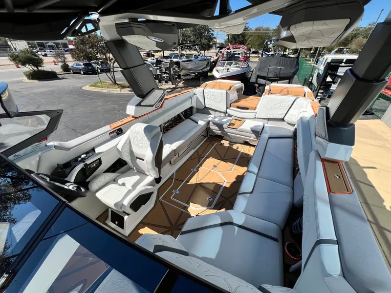 Slide: The Image of Nautique Super Air Nautique G25 Paragon 2026 - 64