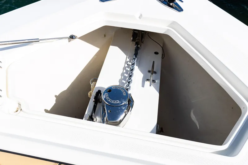 Slide: The Image of Anchor compartment of 2016 SeaVee 430 boat with chain and winch. - 9