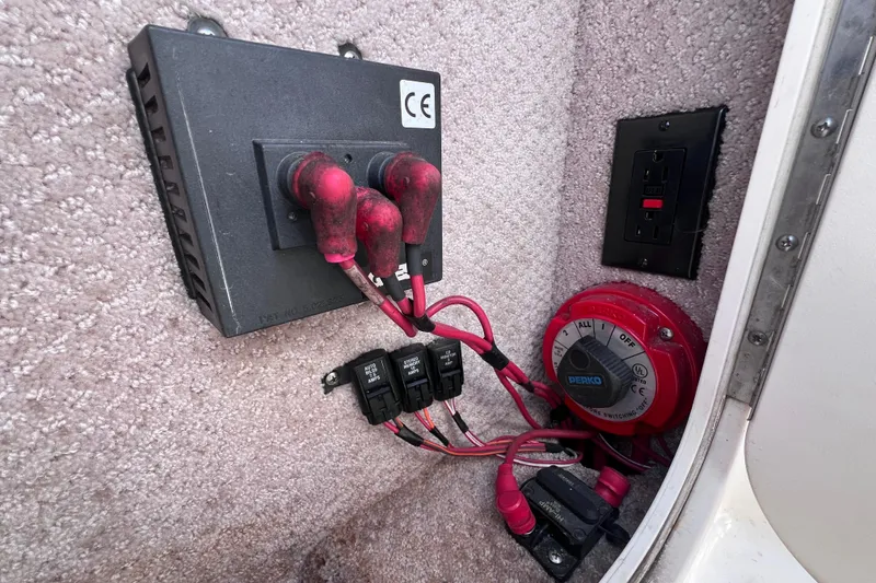 Slide: The Image of Electrical panel and wiring inside a 1996 Chaparral 196 SSi boat. - 47