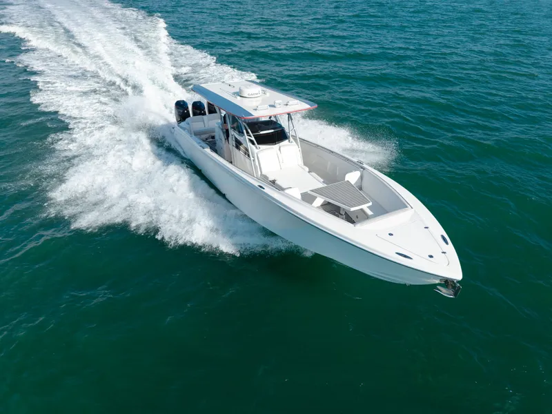 Slide: The Image of Nor-Tech 390 Sport 2020 - 13