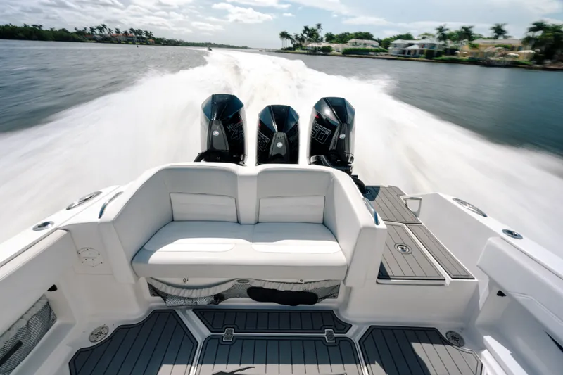 Slide: The Image of Nor-Tech 390 Sport 2020 - 39