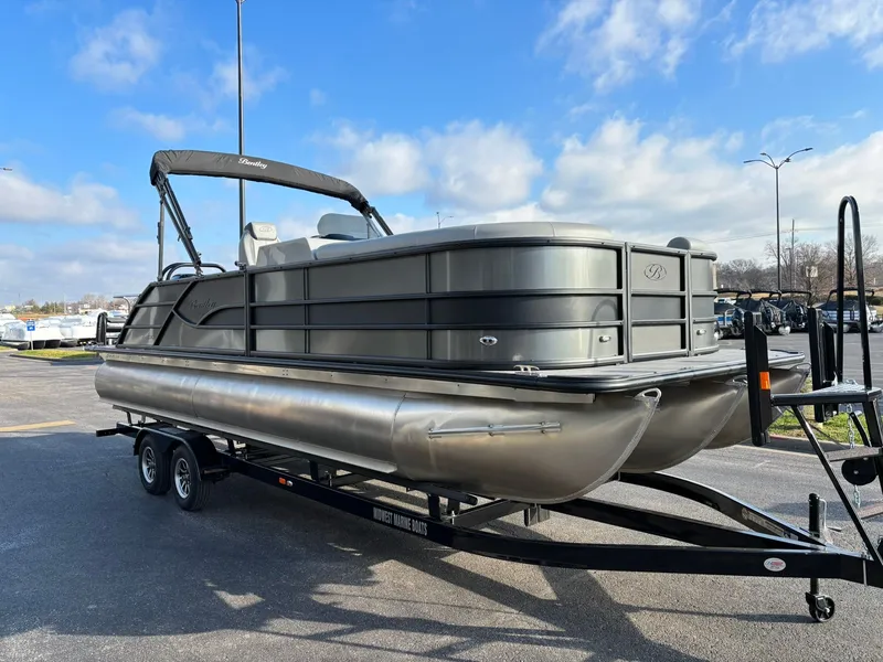 Slide: The Image of Bentley Pontoons 243 Legacy Swingback 2026 - 18