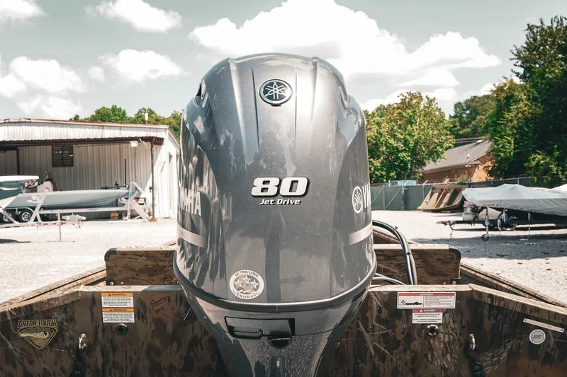 Slide: The Image of 2026 G3 Gator Tough 18 CCJ boat with Yamaha 80 Jet Drive engine. - 10