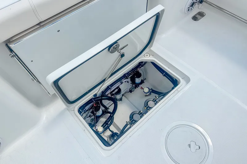 Slide: The Image of Sea Hunt Gamefish 30 Forward Seating 2025 - 9