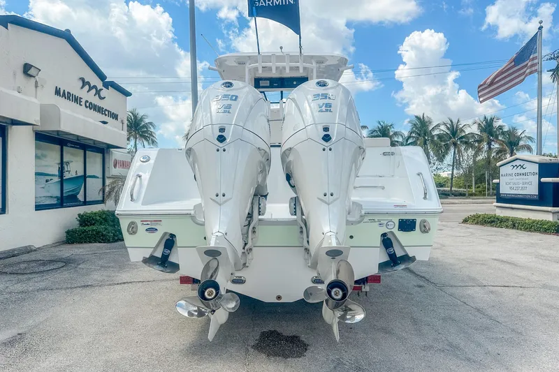 Slide: The Image of Sea Hunt Gamefish 30 Forward Seating 2025 - 5