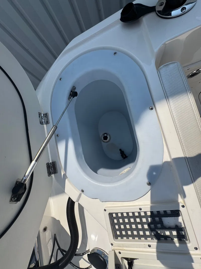 Slide: The Image of Wellcraft 30 Offshore 2017 - 12