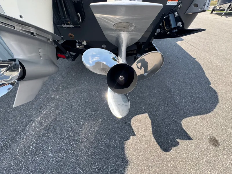 Slide: The Image of Wellcraft 30 Offshore 2017 - 5