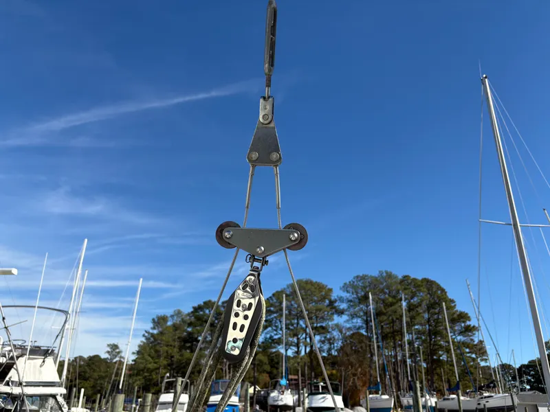 Slide: The Image of Catalina 30 1987 - 15