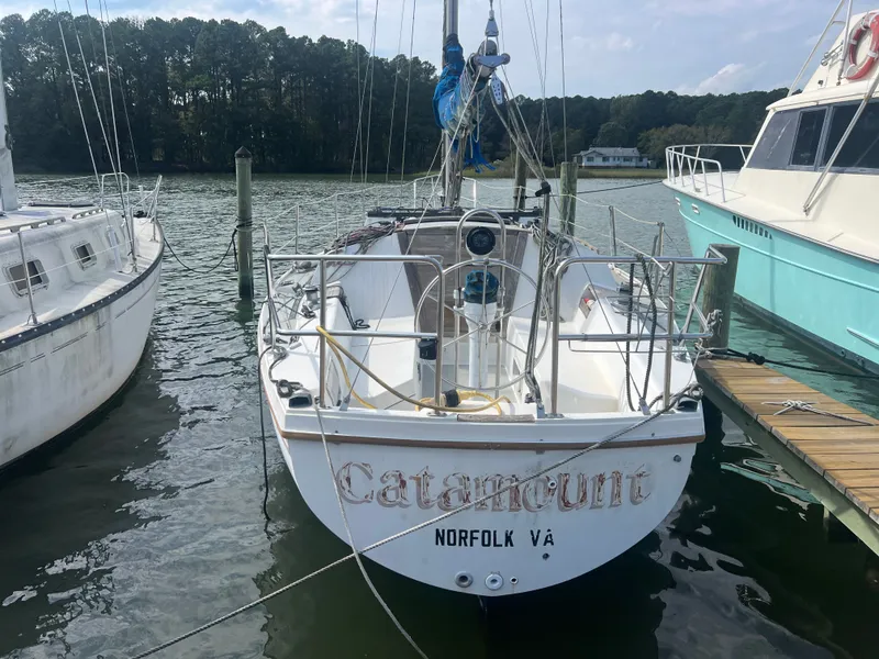 Slide: The Image of Catalina 30 1987 - 2