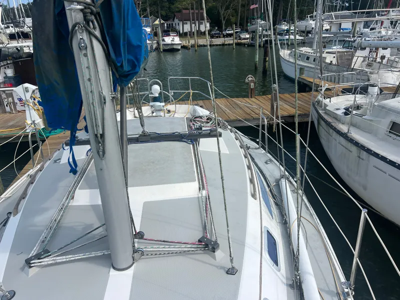 Slide: The Image of Catalina 30 1987 - 8