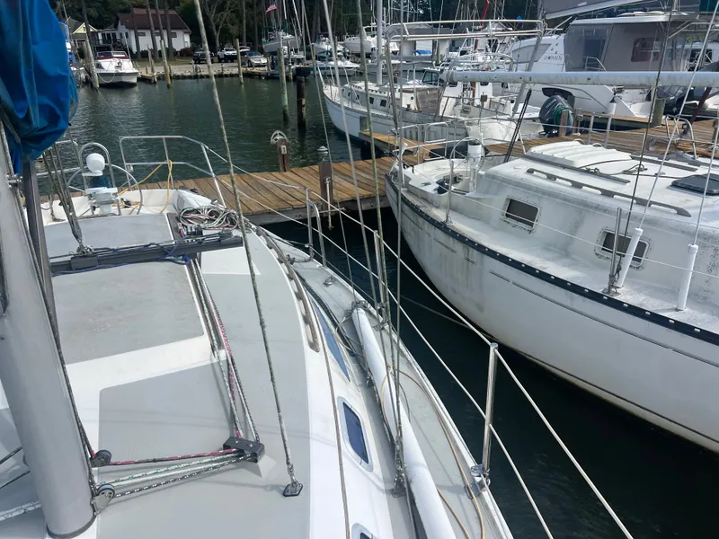 Slide: The Image of Catalina 30 1987 - 9