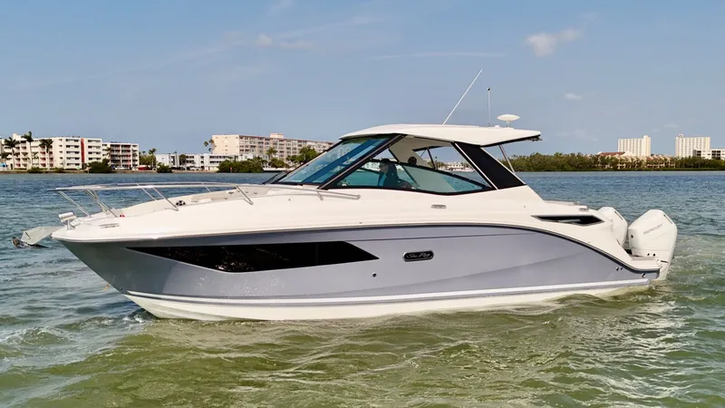 Slide: The Image of Sea Ray Sundancer 320 Outboard 2026 - 13