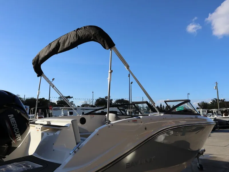 Slide: The Image of Bayliner V20 2026 - 11