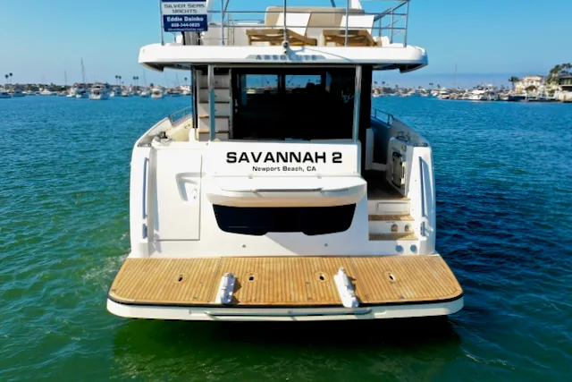 Slide: The Image of Absolute NAVETTA 52 2017 - 10