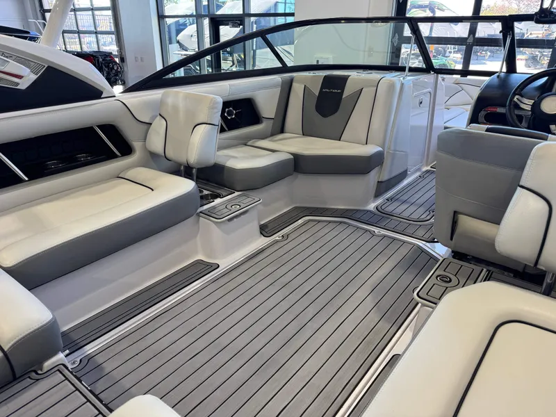 Slide: The Image of Nautique Super Air Nautique 230 2013 - 14