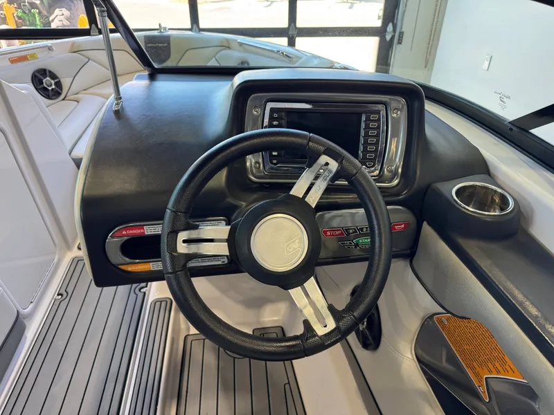 Slide: The Image of Nautique Super Air Nautique 230 2013 - 26