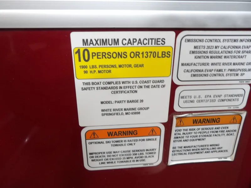 Slide: The Image of Sun Tracker Party Barge 20 DLX 2023 - 22