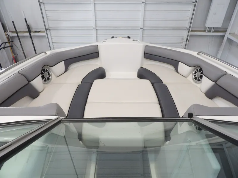 Slide: The Image of Yamaha 212X 2012 - 9