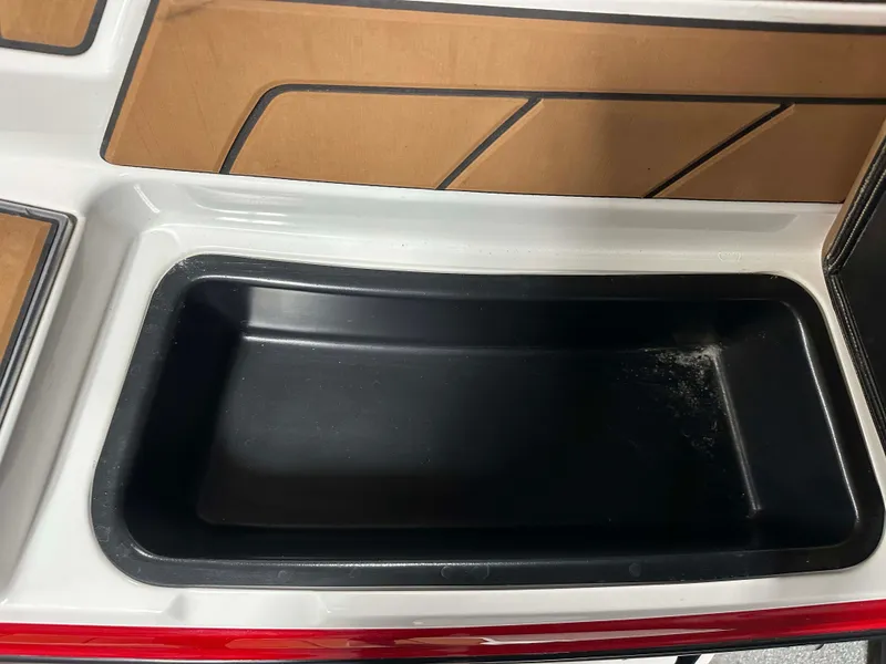 Slide: The Image of Malibu Wakesetter 23 LSV 2021 - 13