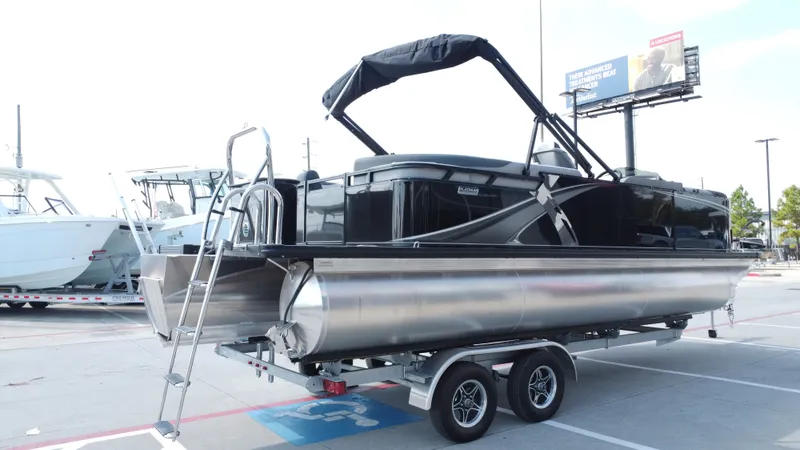 Slide: The Image of Avalon LSZ Quad Lounge - 23' 2025 - 10