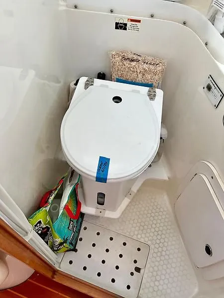 Slide: The Image of Catalina 320 2000 - 63