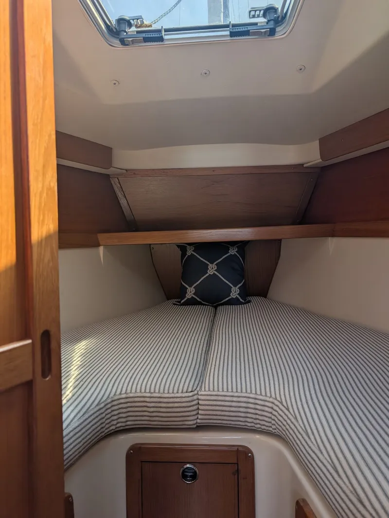 Slide: The Image of Catalina 320 2000 - 76