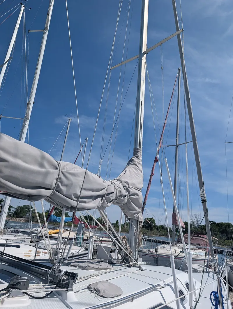 Slide: The Image of Catalina 320 2000 - 82