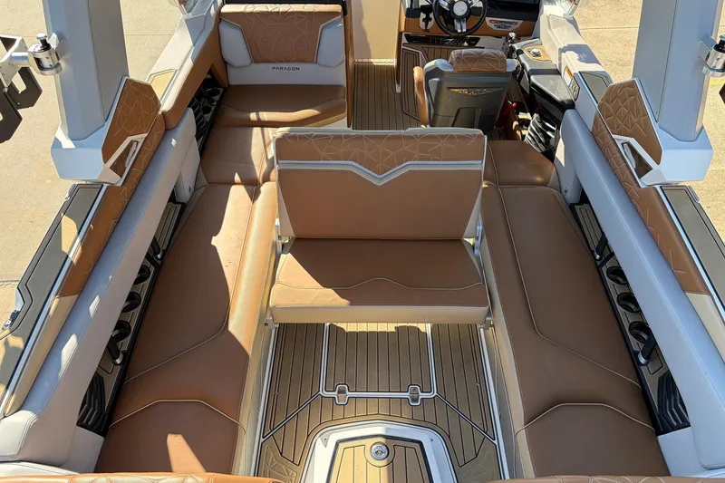Slide: The Image of Luxurious interior of 2022 Nautique Super Air Nautique G25 Paragon boat. - 43