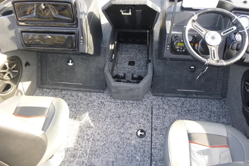 Slide: The Image of Interior of 2026 Tracker Targa V-19 Combo with storage compartment. - 28