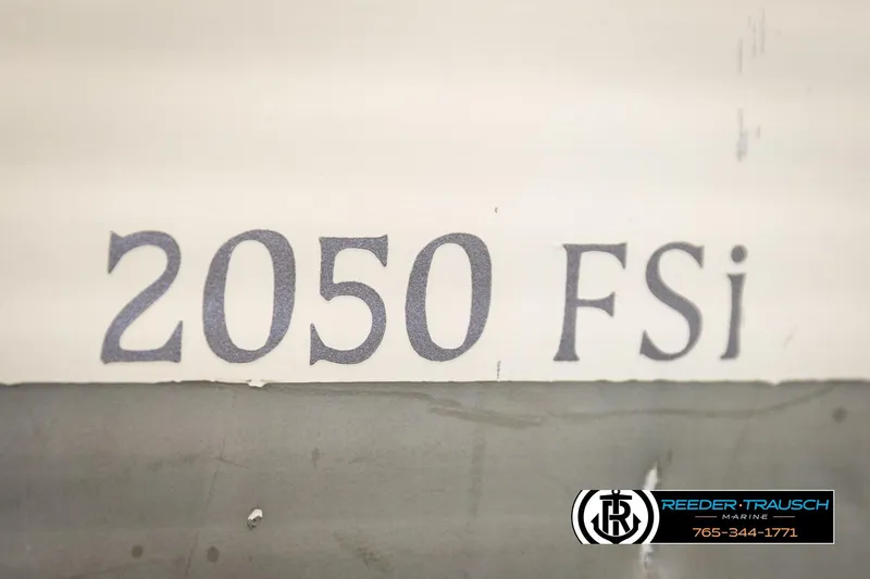 Slide: The Image of Close-up of 2008 Bennington 2050 FSI model lettering on boat exterior. - 47