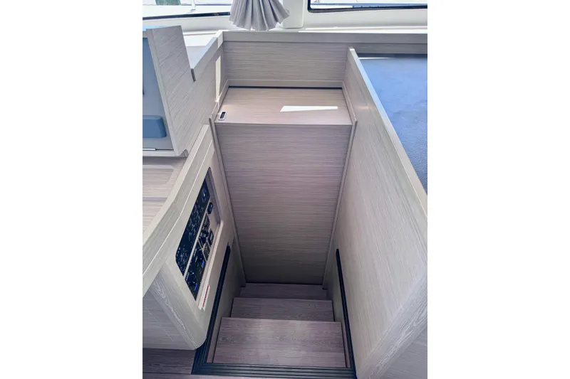 Slide: The Image of privacy door for owner's suite - 24