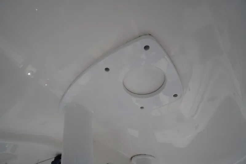 Slide: The Image of Close-up of a 2018 Tidewater 210 LXF boat's ceiling fixture. - 41