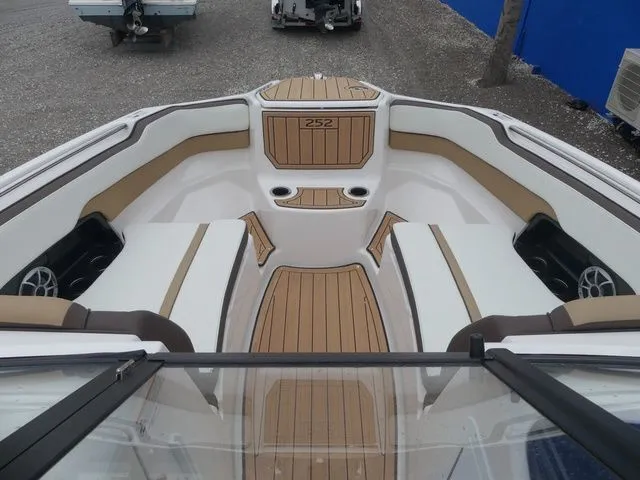 Slide: The Image of Yamaha 252SD 2023 - 10