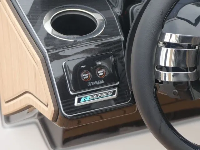 Slide: The Image of Yamaha 252SD 2023 - 21